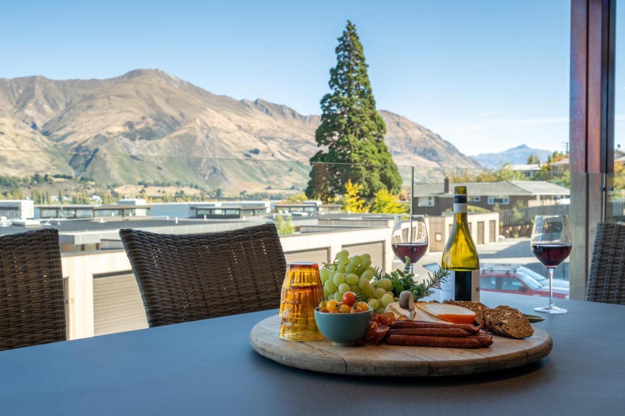 Winona Of Wanaka - Luxury Lakefront Apartment Eksteriør bilde