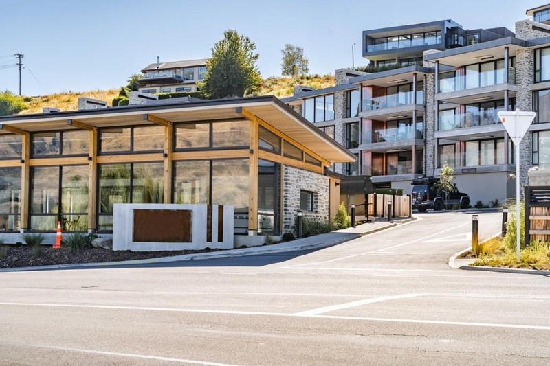 Winona Of Wanaka - Luxury Lakefront Apartment Eksteriør bilde
